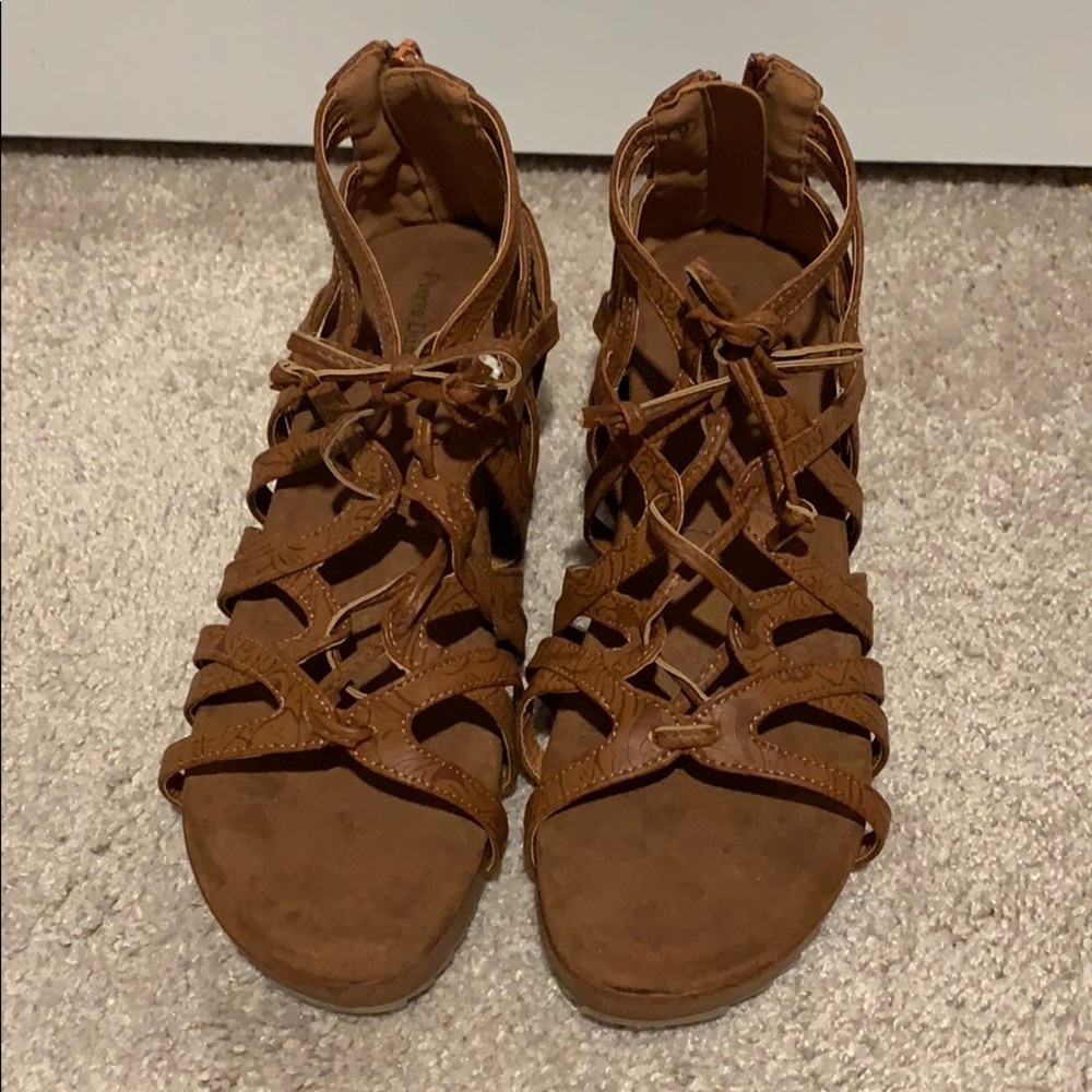 Pierre Dumas sandals